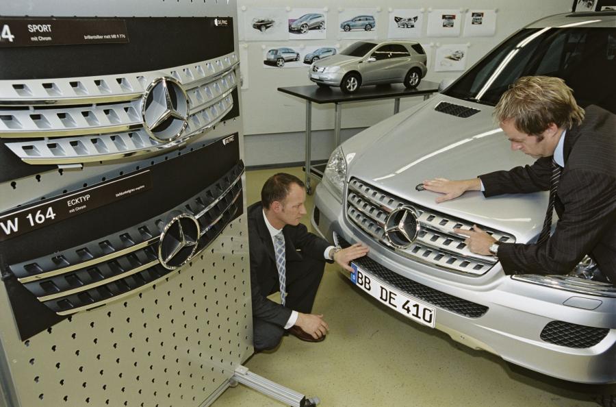  Mercedes-Benz ML-Class 2006 года  (фото 384 из 400)